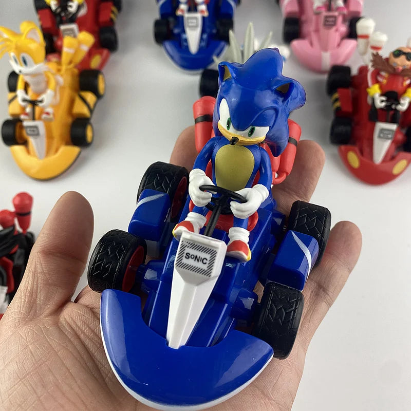 Sonic en karting, figurine 12cm